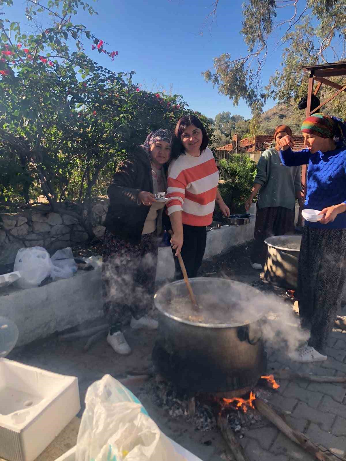 Seydikemer’deki okulda aşure etkinliği