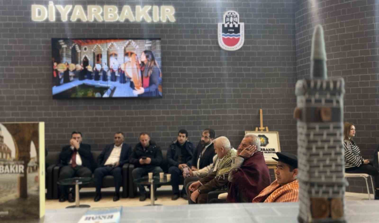 Diyarbakır dengbejlerinin sesi İstanbul’da yankılandı