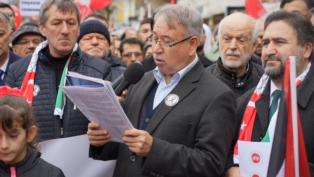 Edirne&rsquo;de &lsquo;&Ouml;zg&uuml;r Filistin Y&uuml;r&uuml;y&uuml;ş&uuml;&rsquo; d&uuml;zenlendi
