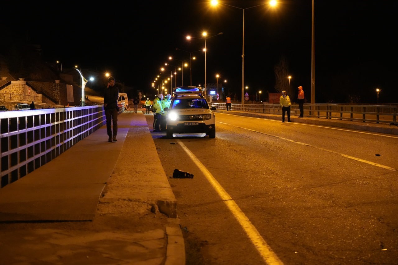 Bayburt’ta trafik kazası: 1 ölü, 1 ağır yaralı