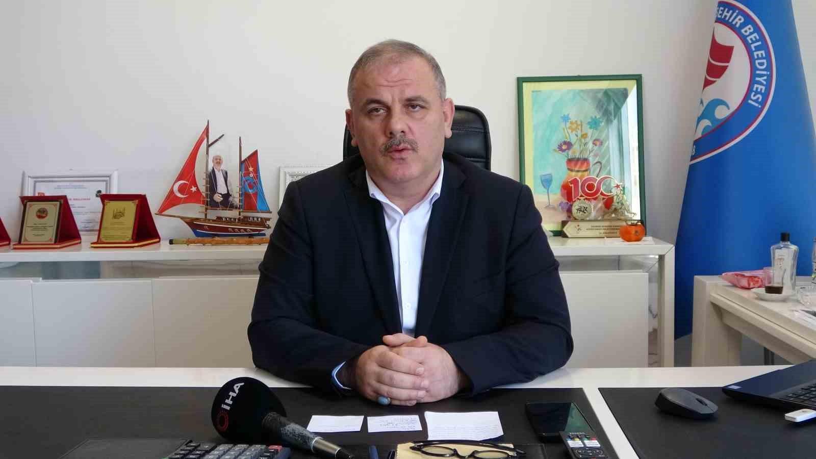 Deniz manzaralı mezarlığa definler başladı
