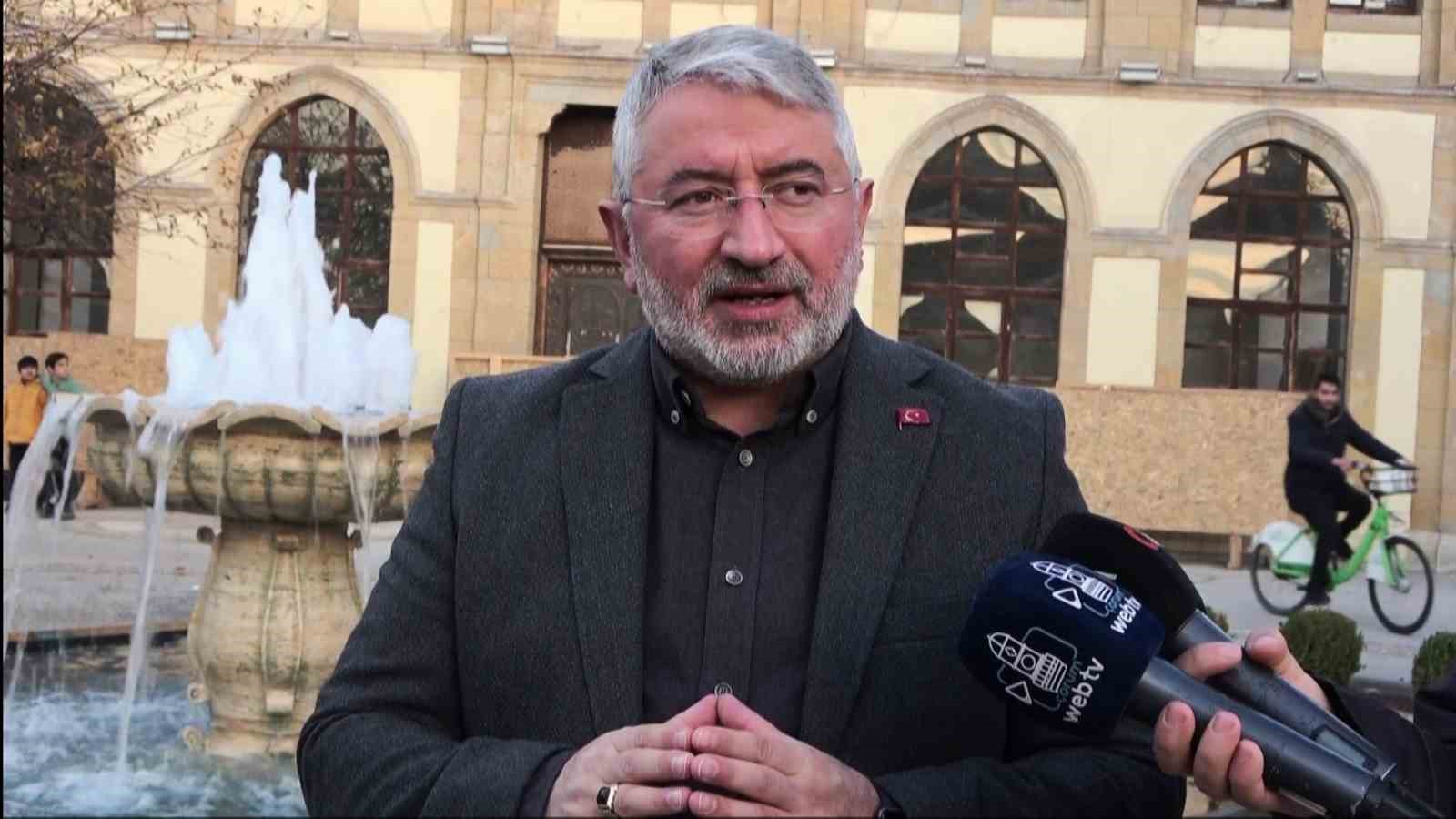 Tarihi taş bina 63 yıl sonra &ldquo;Millet K&uuml;t&uuml;phanesi&rdquo; oluyor
