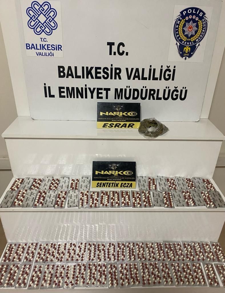 Balıkesir’de narkotikten 2 şahsa uyuşturucu operasyonu