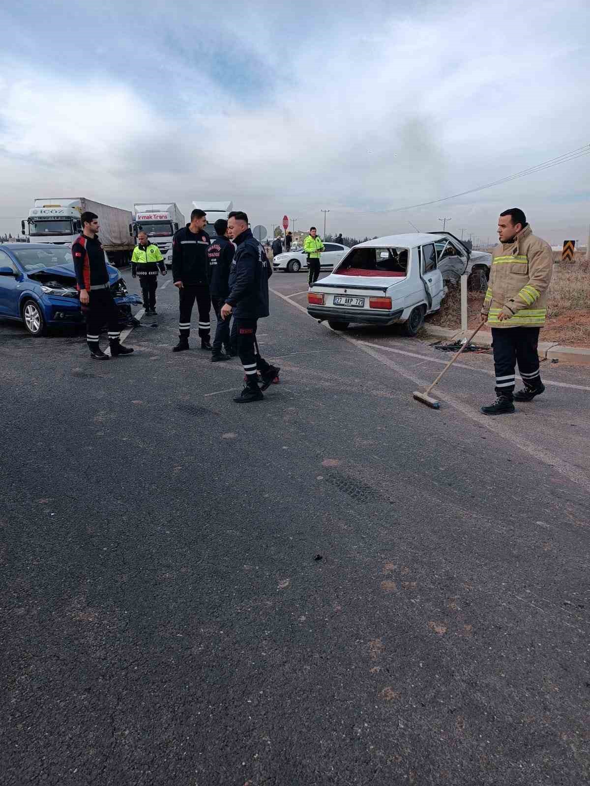Mardin&rsquo;de trafik kazası: 4 yaralı
