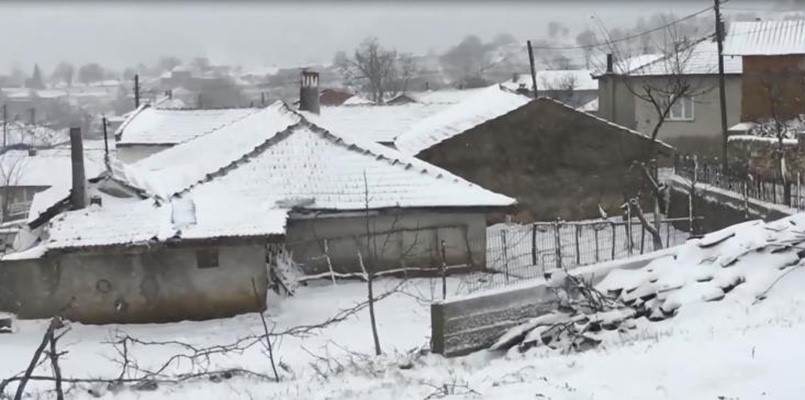 Balkanlardan giriş yapan kar, Edirne&rsquo;de etkisini arttırdı
