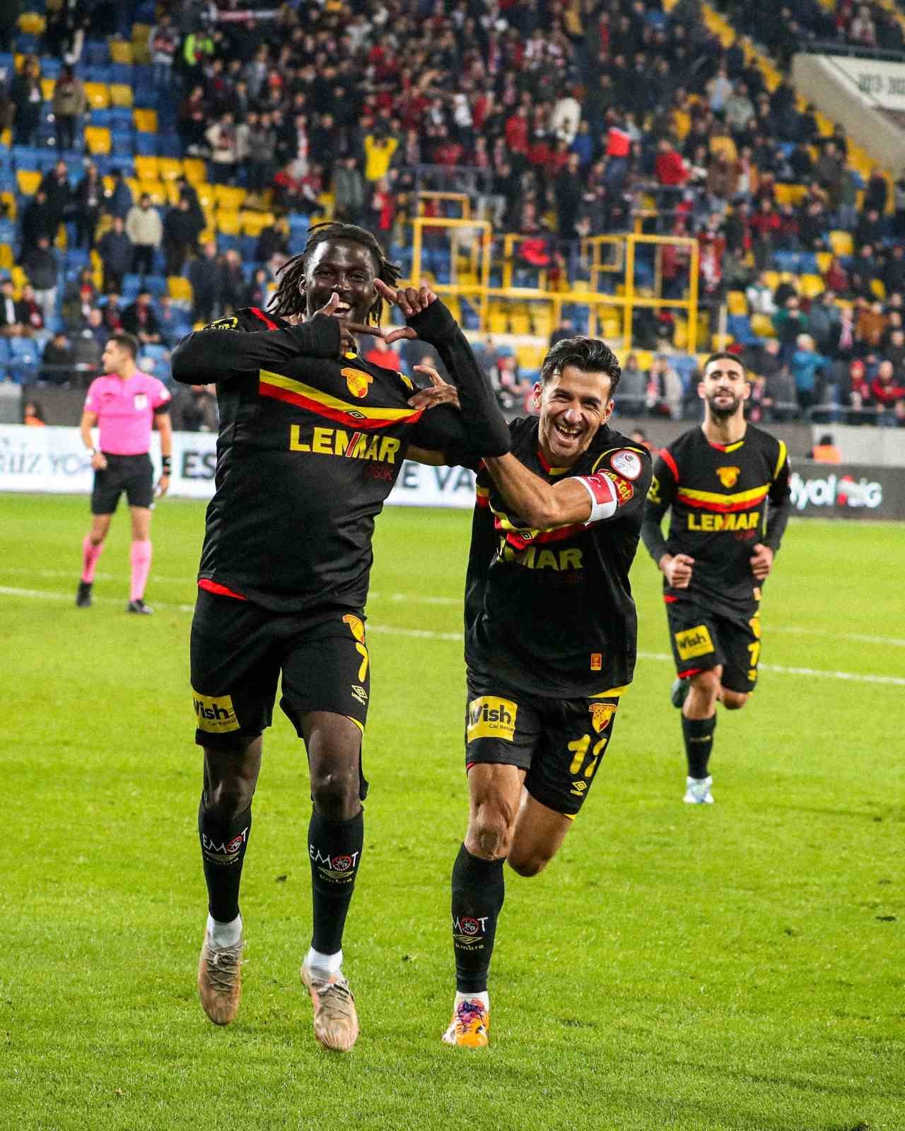 Göztepeli Traore, son 2 maçta 4 gol attı
