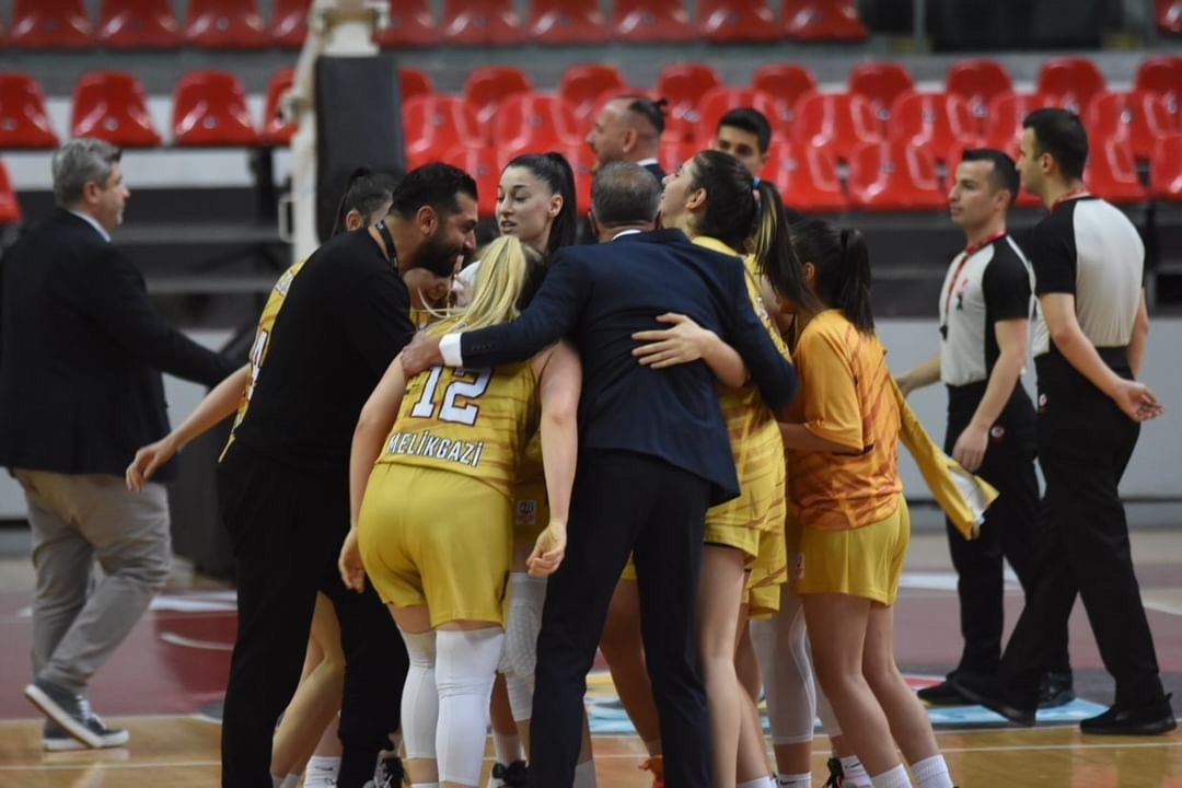 Gençler Ligi: Melikgazi Kayseri Basketbol: 71 - TED Ankara Kolejliler: 66