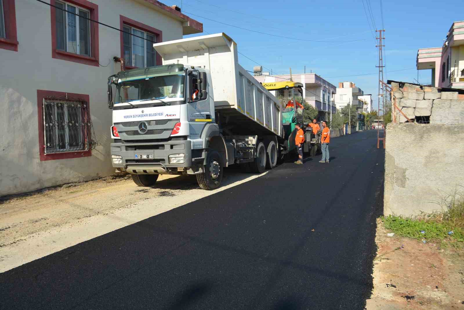 Mersin’de yollar yenileniyor
