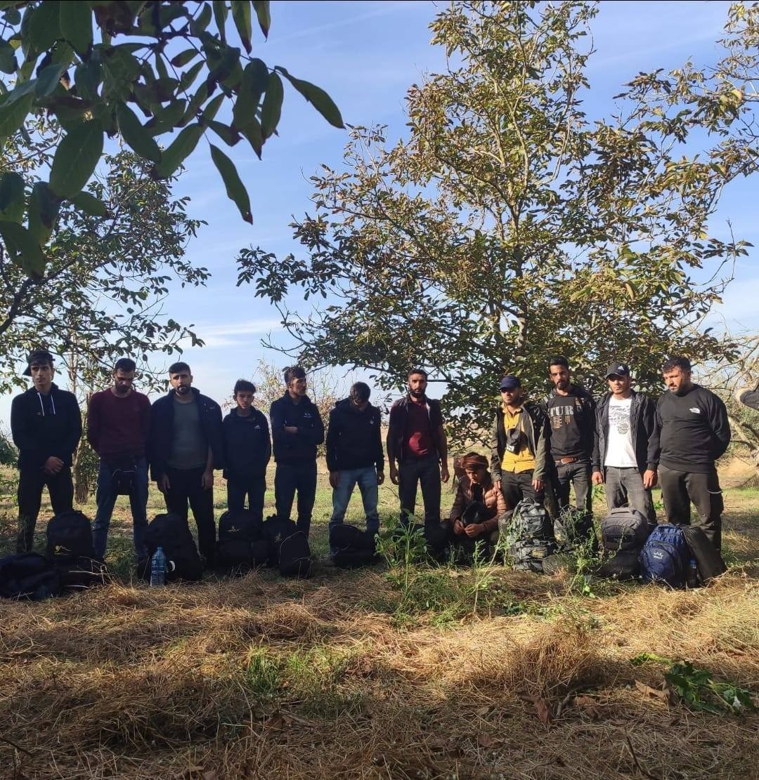 Edirne&rsquo;de bin 209 ka&ccedil;ak g&ouml;&ccedil;men ve 35 ş&uuml;pheli organizat&ouml;r yakalandı
