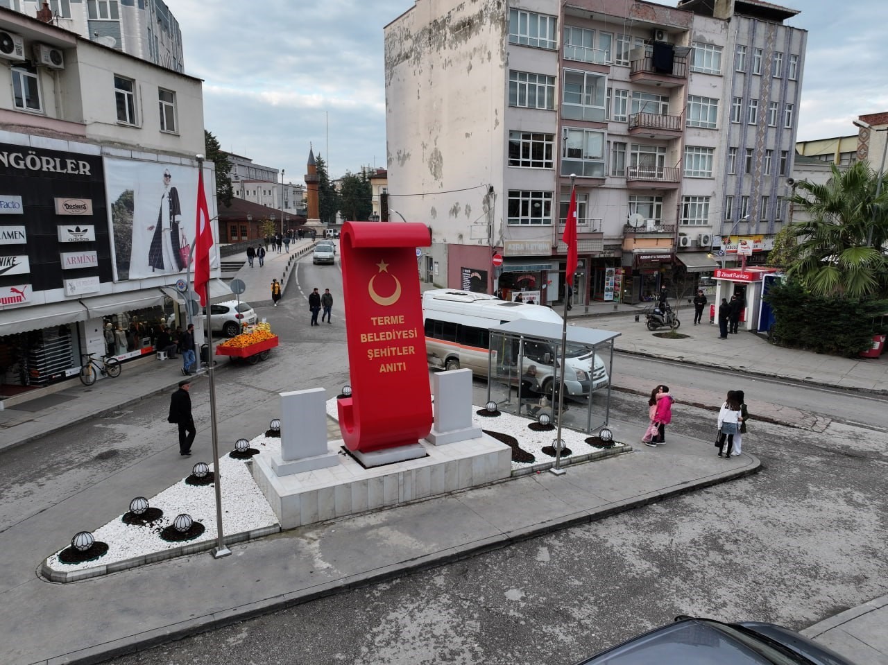 Terme’de şehitlere vefa