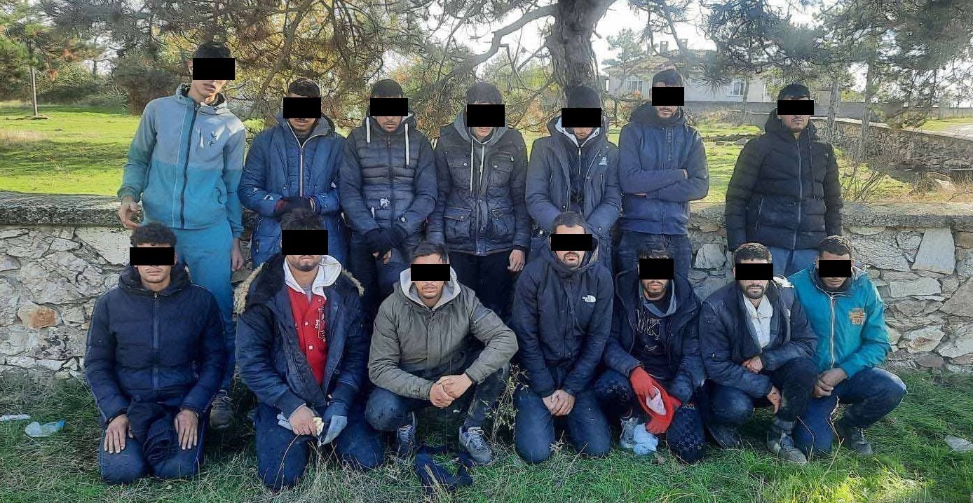Kırklareli’nde 32 kaçak göçmen yakalandı