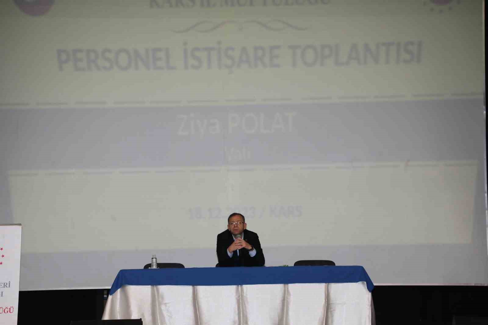 Kars Valisi Polat, din g&ouml;revlileriyle buluştu
