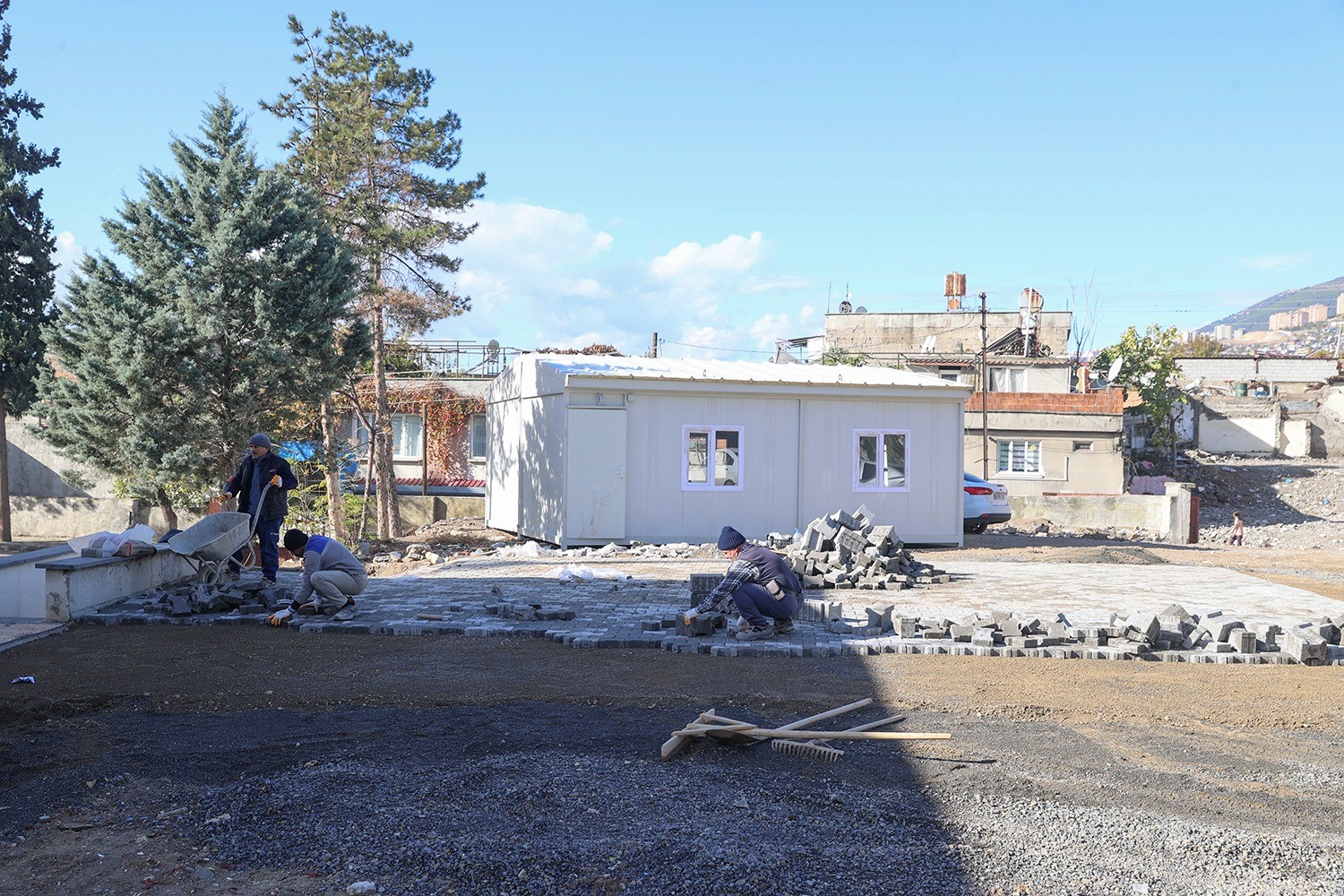 Dulkadiroğlu’nda kilit parke çalışmaları