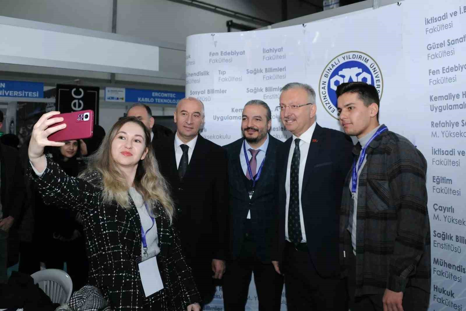 Rekt&ouml;r Levent, KUDAKAF 23 a&ccedil;ılışına katıldı
