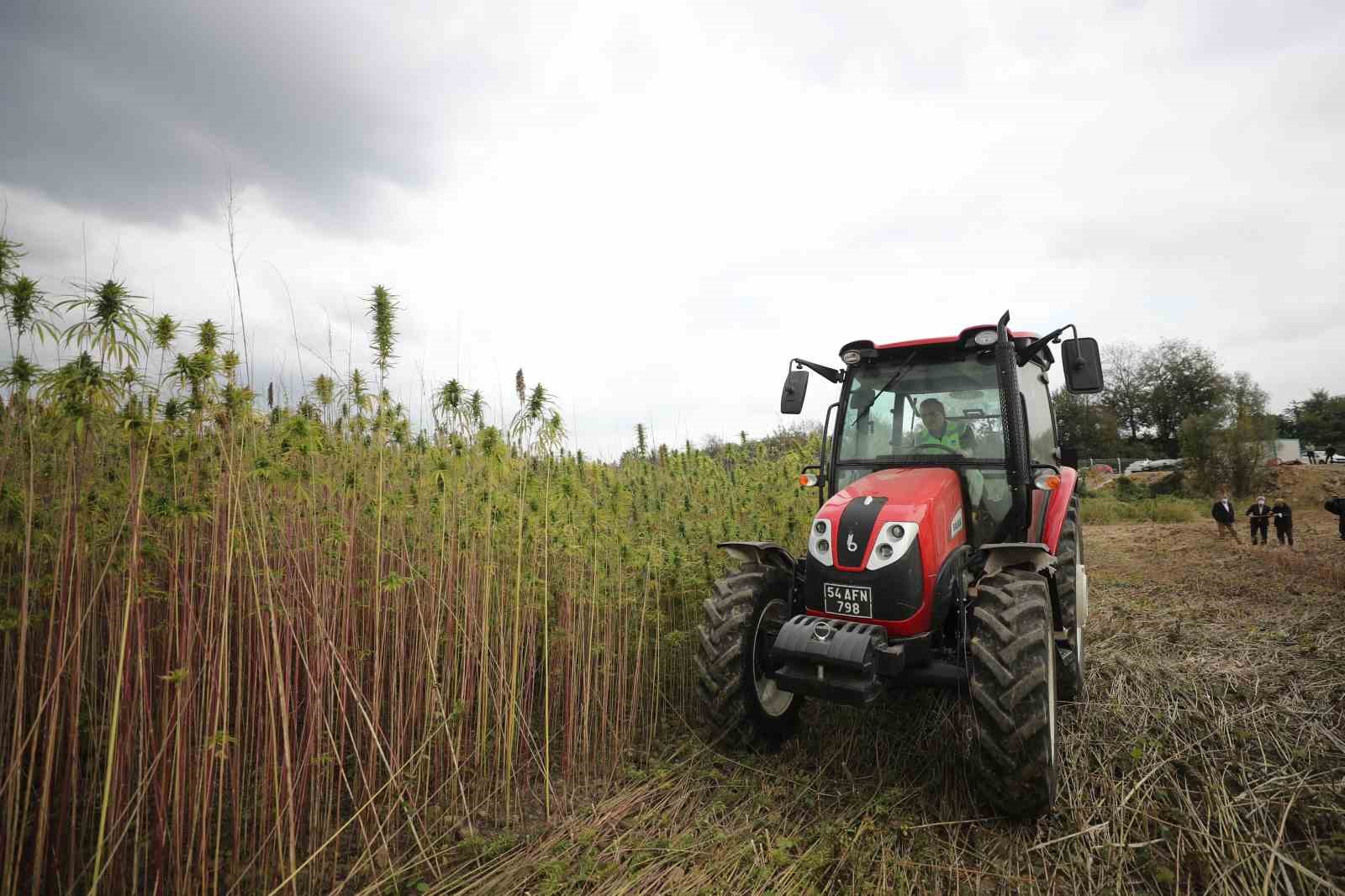 Sakarya’da tarımsal kalkınma hamlesi emekçiye nefes aldırdı