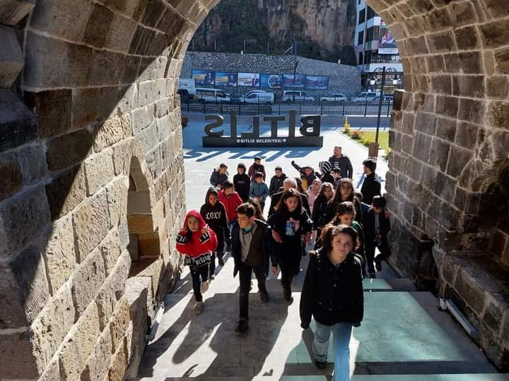 Bitlis’te ‘İlimizi Tanıyalım’ projesi
