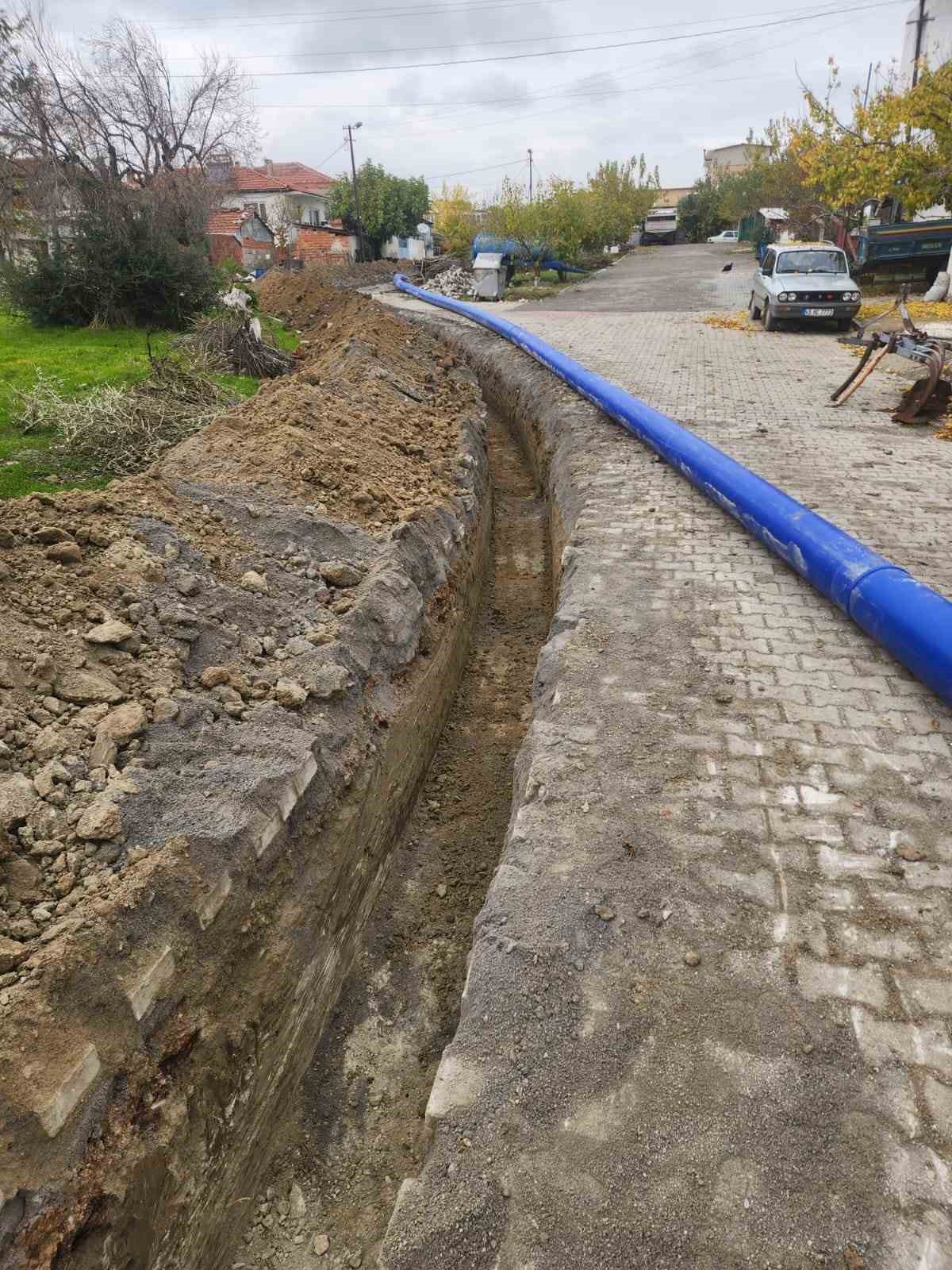 Zeytinliova’da altyapı çalışmaları devam ediyor
