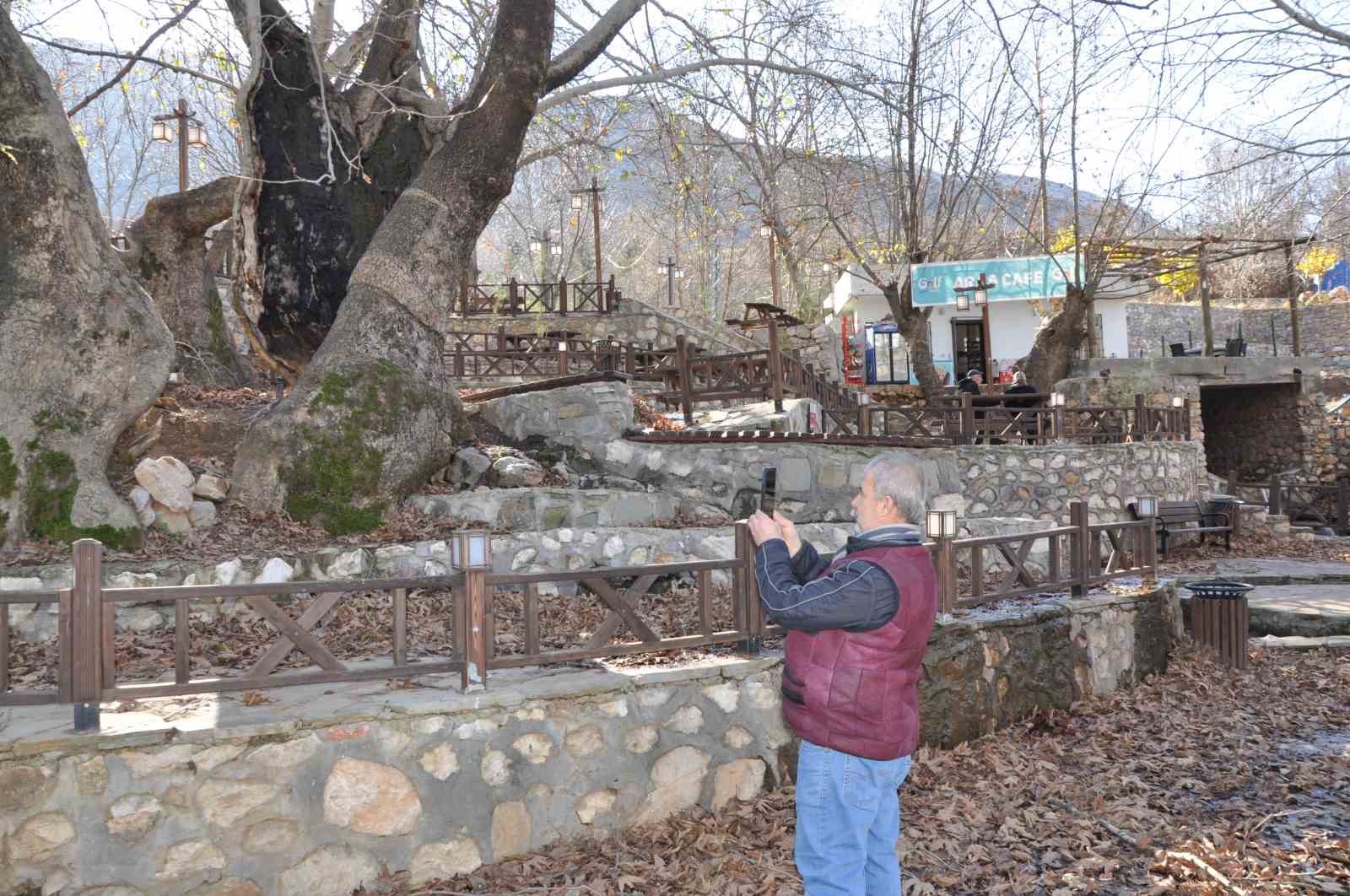 Tarihi Sevek mesire alanı fotoğraf severler için doğal stüdyo oluyor
