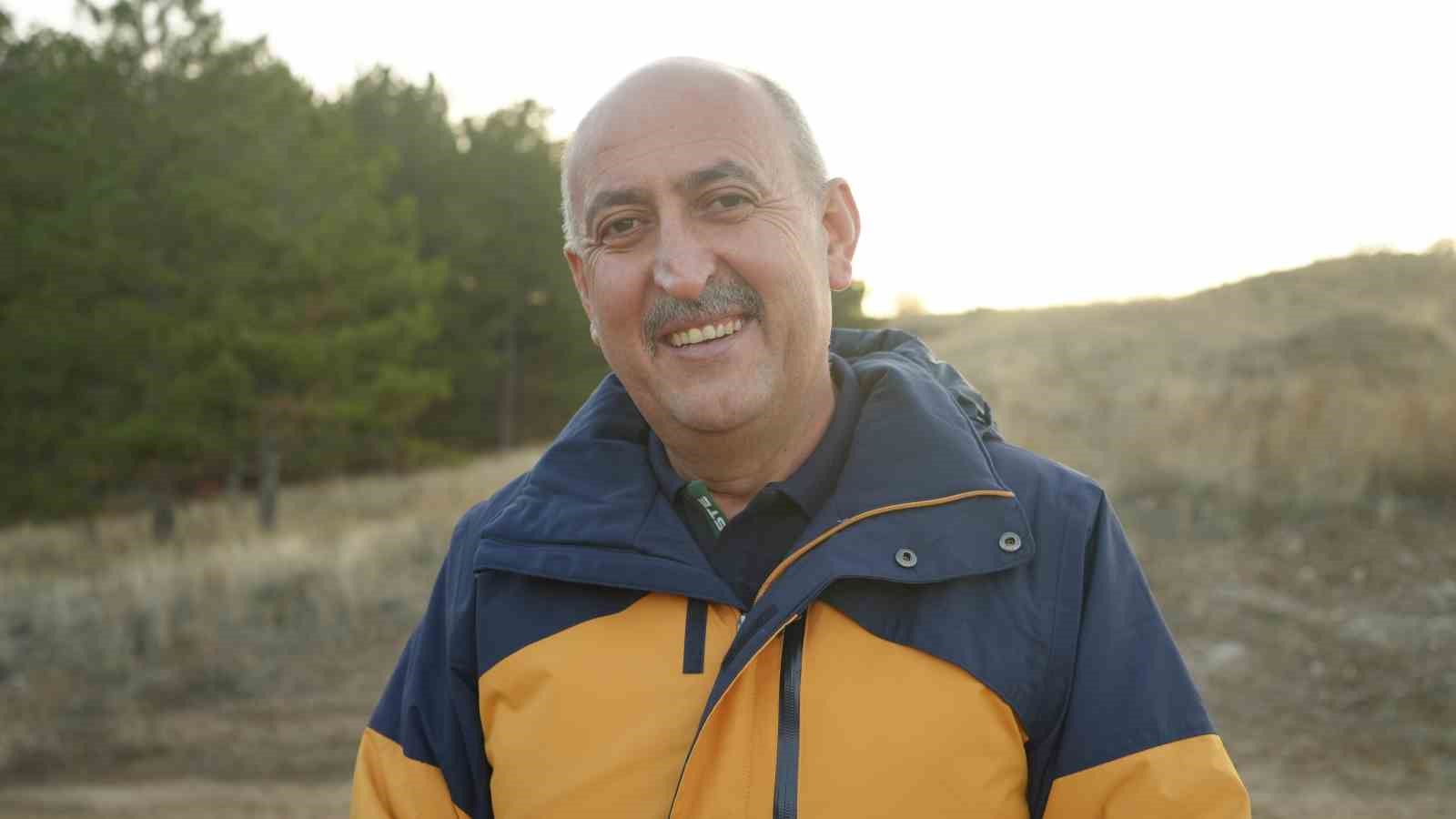 T&uuml;rkiye&rsquo;nin &rsquo;başıboş k&ouml;pek&rsquo; sorununa &ccedil;&ouml;z&uuml;m &ouml;nerisi: "&rsquo;K&ouml;pek k&ouml;y&uuml;&rsquo; kurulsun"
