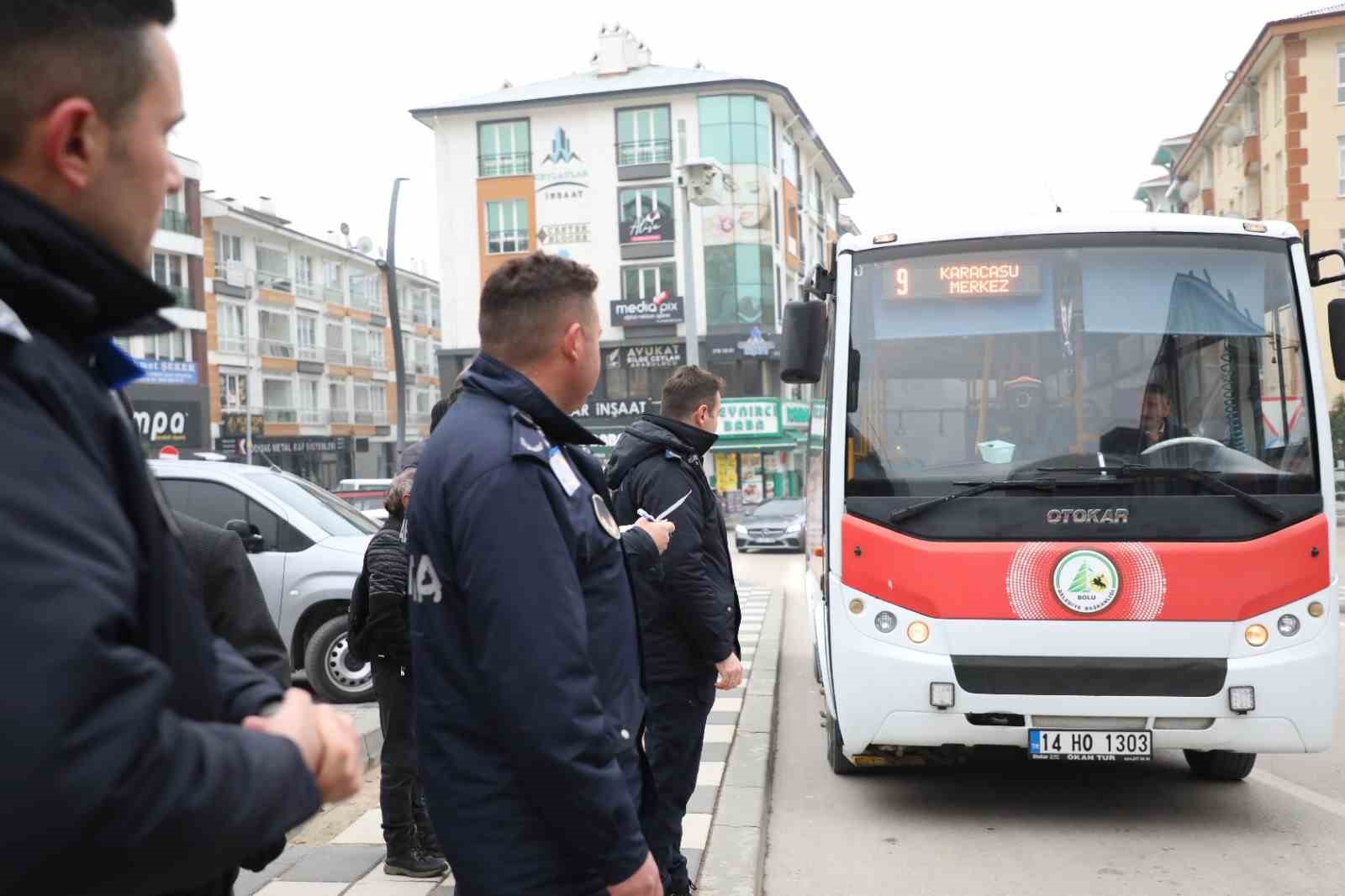 Özel halk otobüsleri denetlendi
