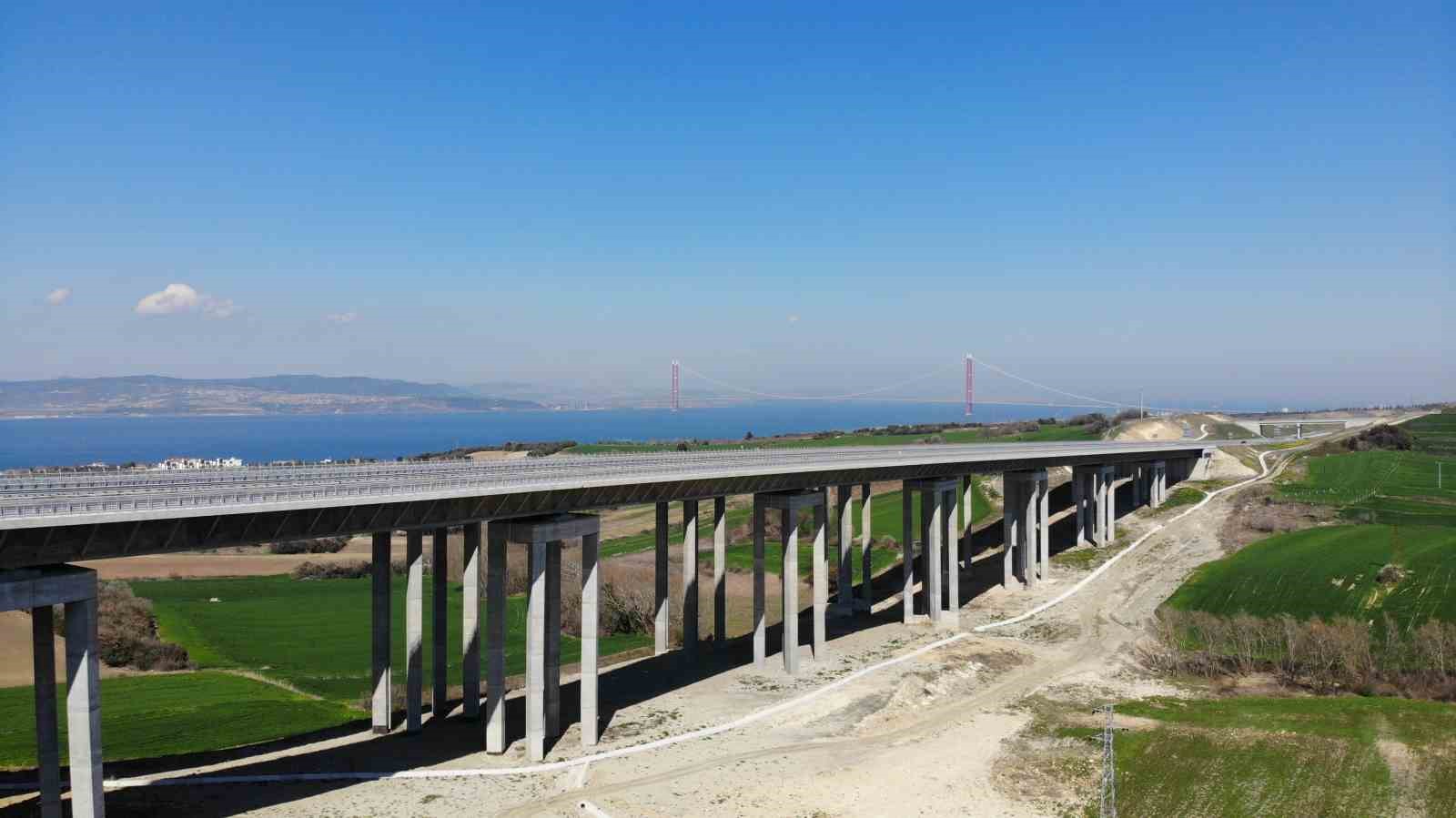 1915 Çanakkale Köprüsü ödüle doymuyor