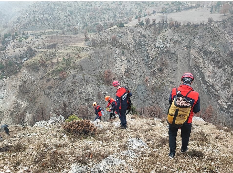 AFAD ekiplerine arama kurtarma eğitimi