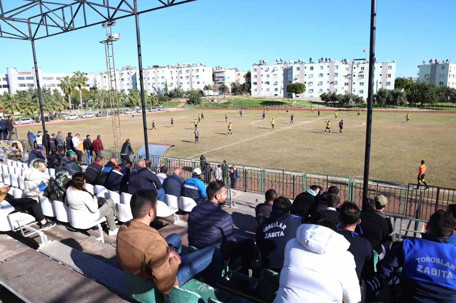 Toroslar’da ’Kurtuluş Kupası’ heyecanı devam ediyor