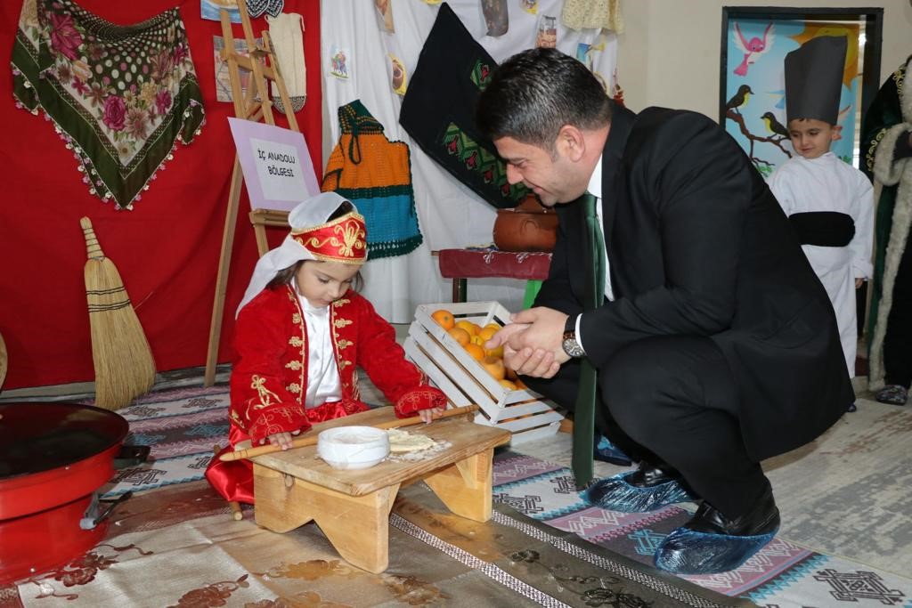 Hakkari&rsquo;deki &ouml;ğretmenlerden muhteşem etkinlik
