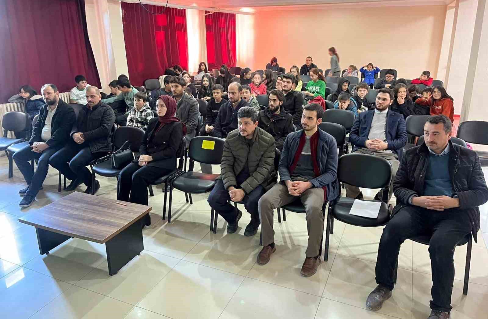 Dumlupınar’da “Mahzun Kalplerin Esir Şehri Kudüs” konulu konferans