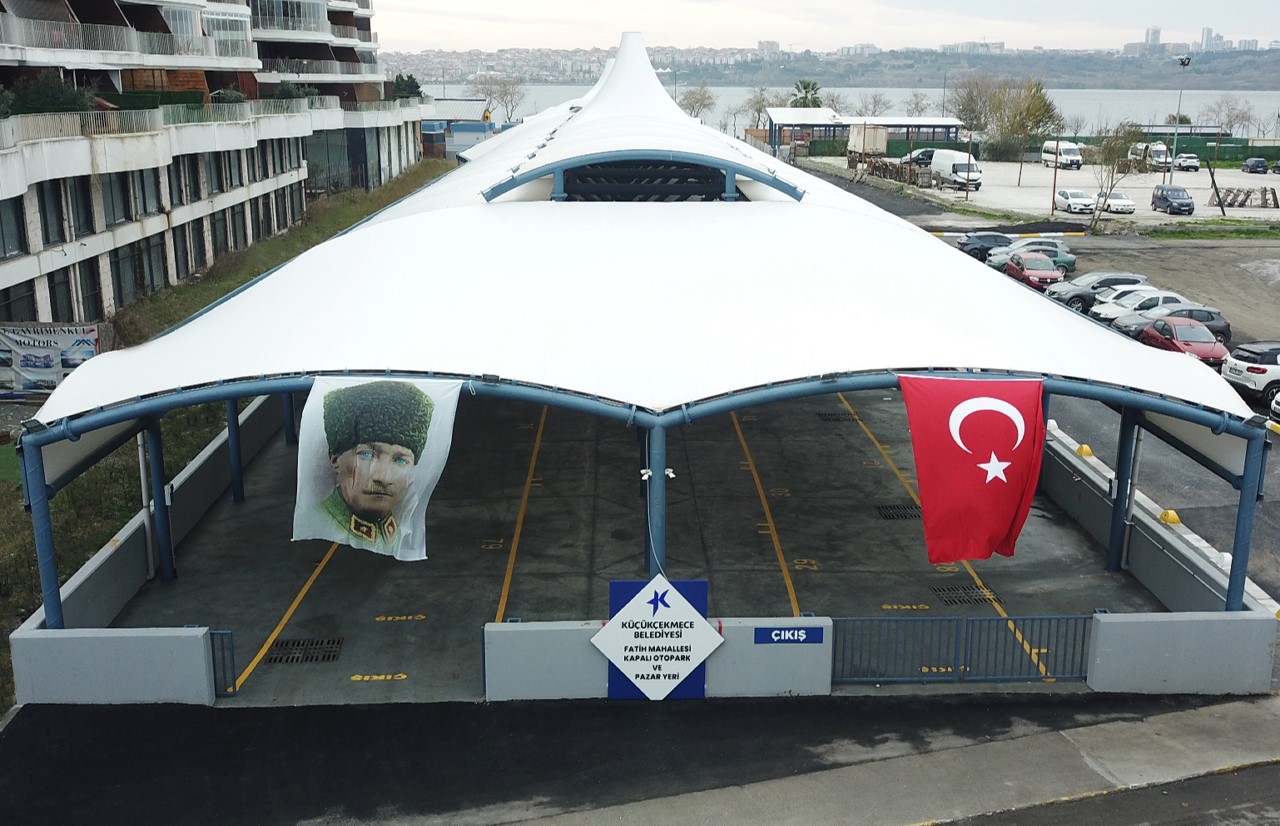 K&uuml;&ccedil;&uuml;k&ccedil;ekmece&rsquo;ye yepyeni bir pazar alanı daha kavuştu
