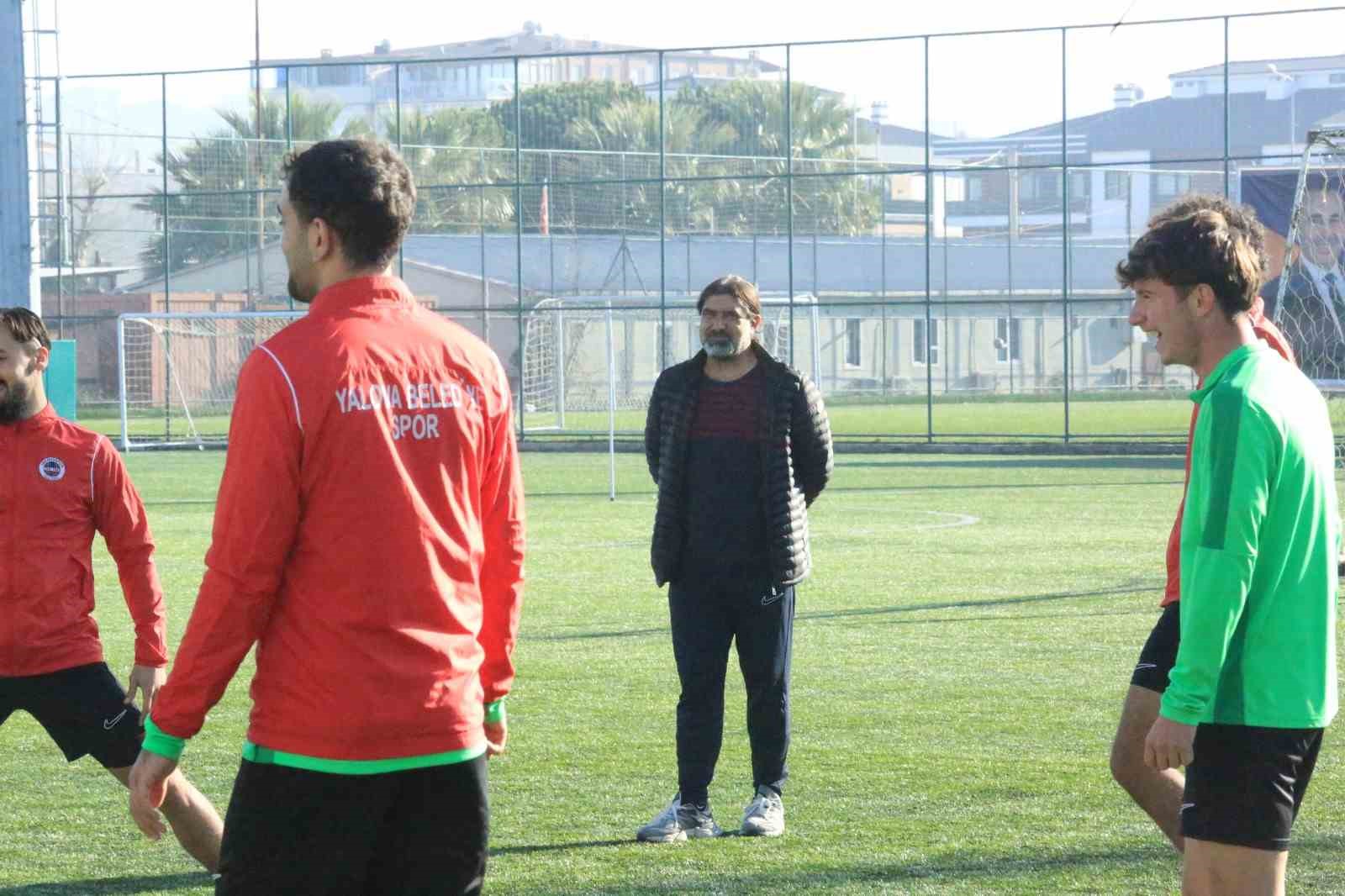 Fenerbahçeli eski milli futbolcu Faruk Yiğit’ten derbi tahmini: 3-1
