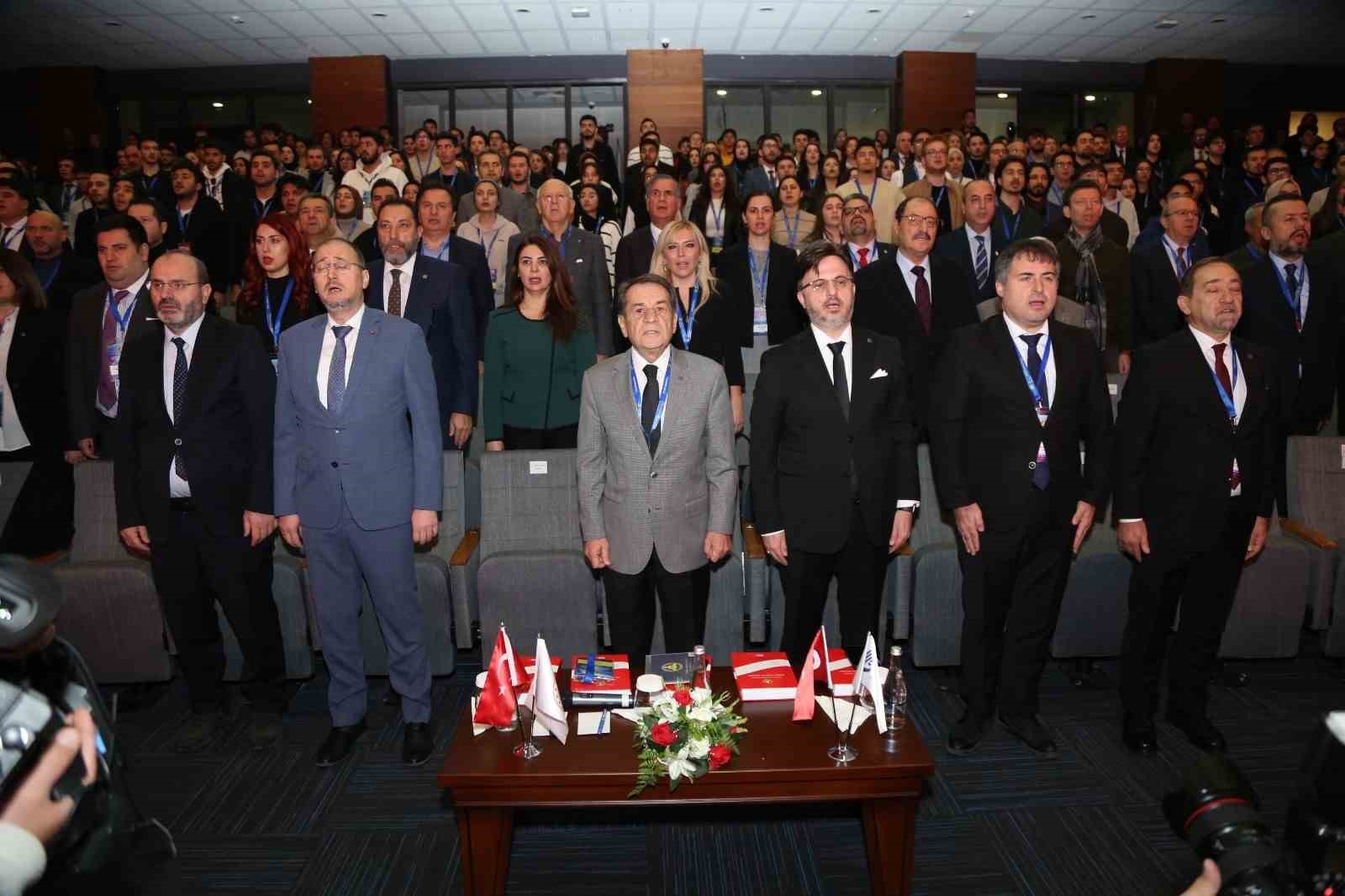 Ulusal Bilişim Kurultayı’nda ’Doğal Afetlere Dayanıklı Bilişim Ekosistemi’ teması işlendi