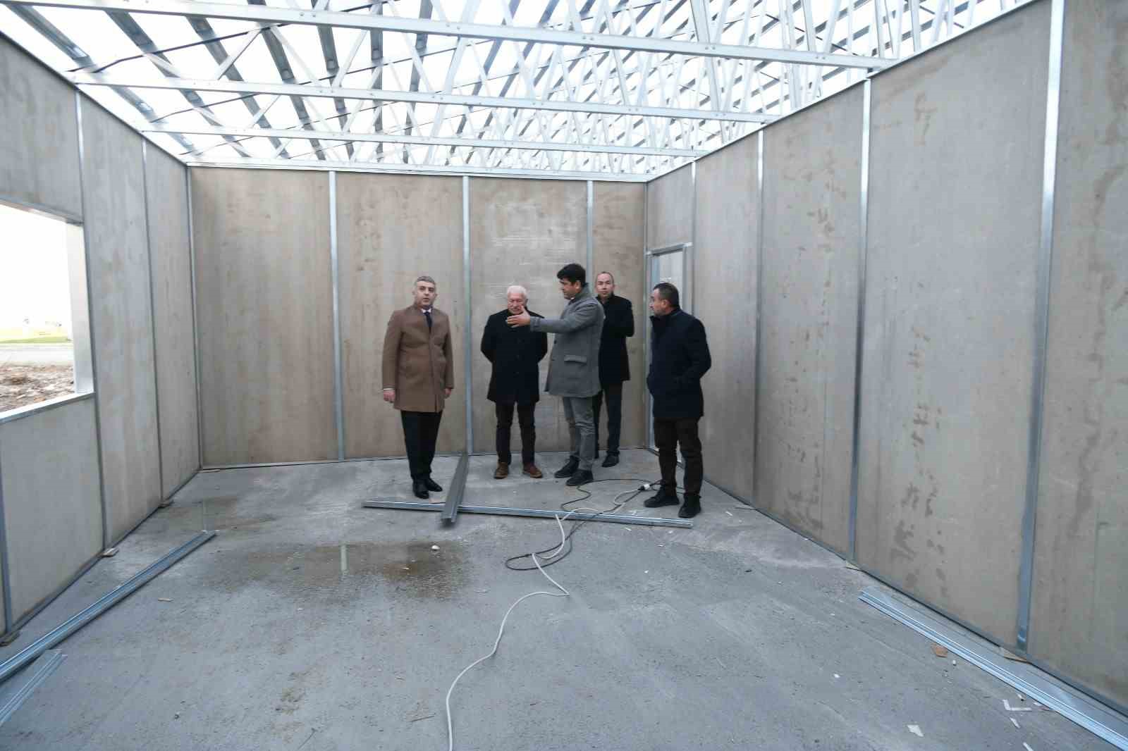 Lapseki İlçe Tarım ve Orman Müdürlüğü Binasının inşaatı hızla sürüyor