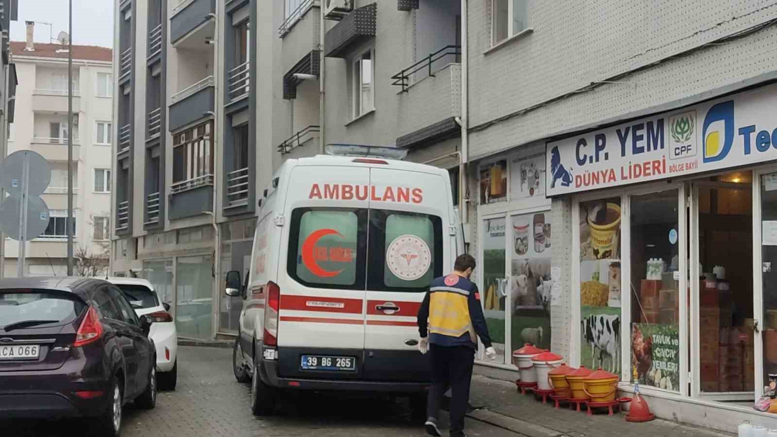 İlaçla intihar girişiminde bulunarak kendini ihbar etti