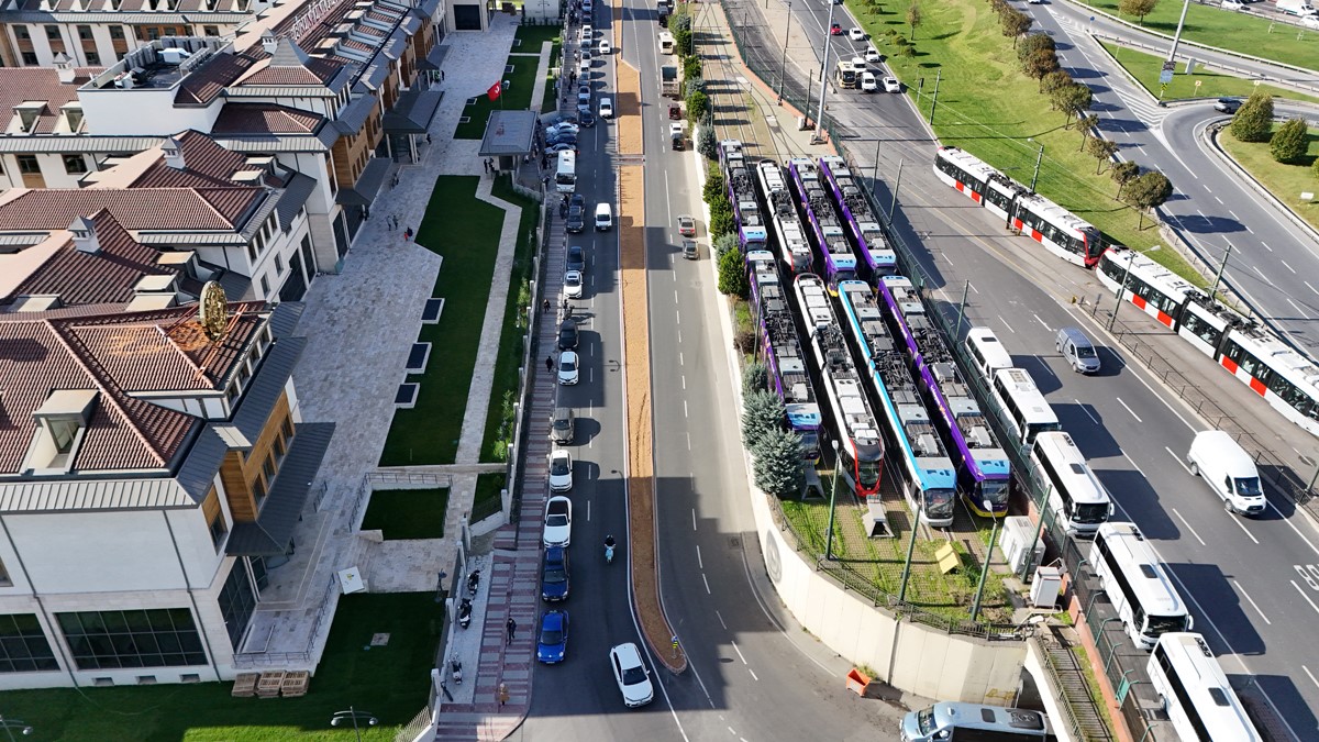 Zeytinburnu’na yeni cadde ve sokaklar trafiğe açıldı
