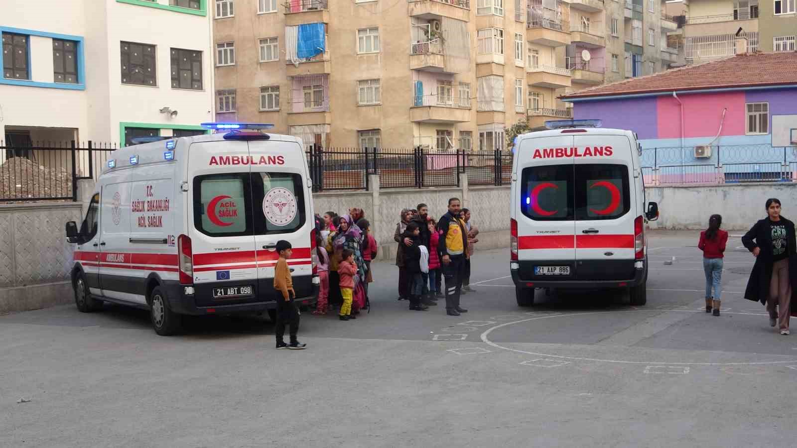 Diyarbakır’da okulda gıda zehirlenmesi şüphesi