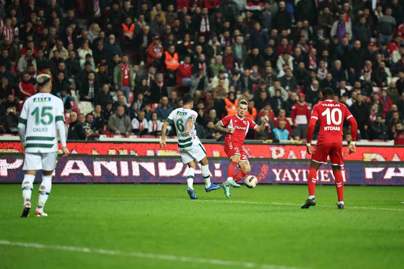 Trendyol Süper Lig: Samsunspor: 1 - Konyaspor: 1 (Maç sonucu)
