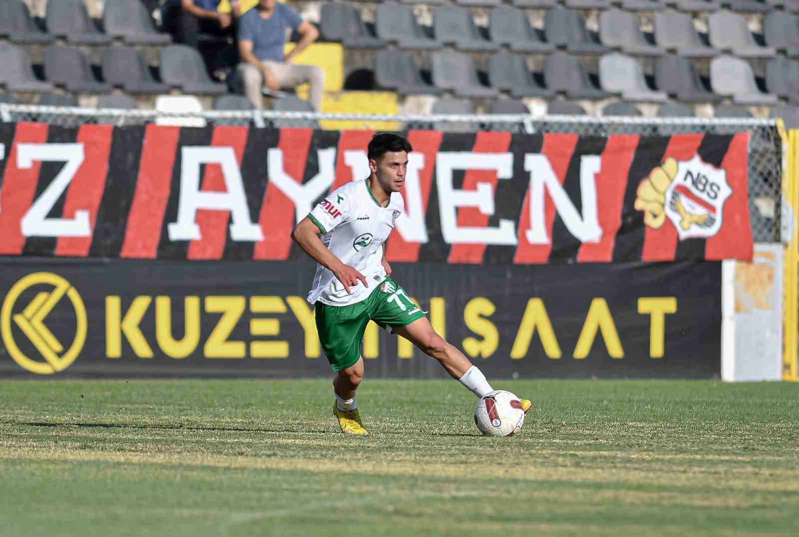 Bursaspor’da Bilal Güney ve Mustafa Genç de kadro dışı kaldı