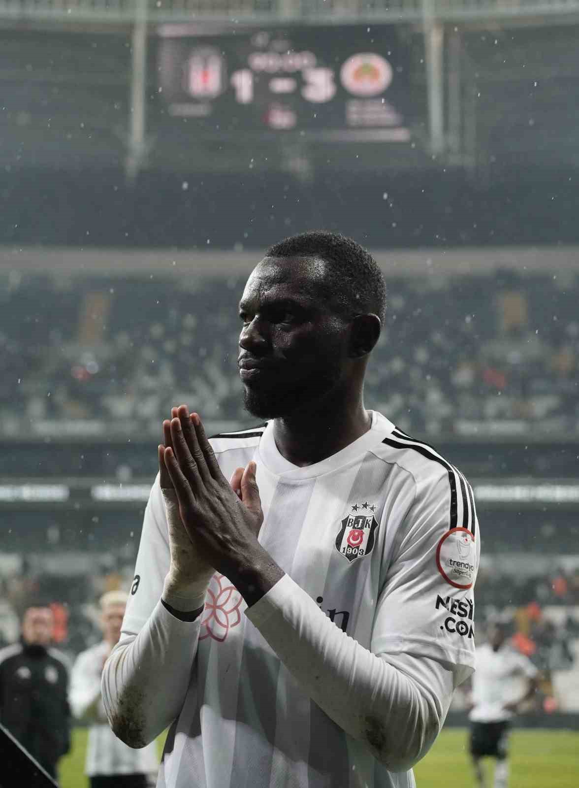 Trendyol Süper Lig: Beşiktaş: 1 - Alanyaspor: 3 (Maç sonucu)
