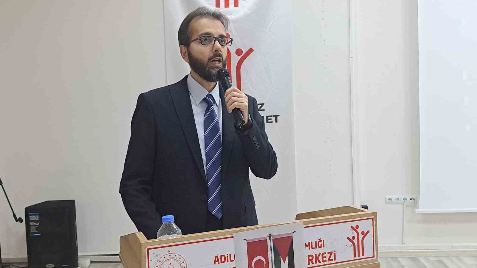 Adilcevaz’da “Kanayan Yaramız Filistin” programı düzenlendi