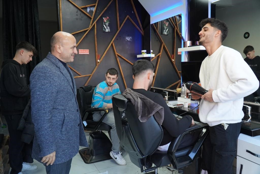 Başkan Metin Oral’dan esnaf ziyareti