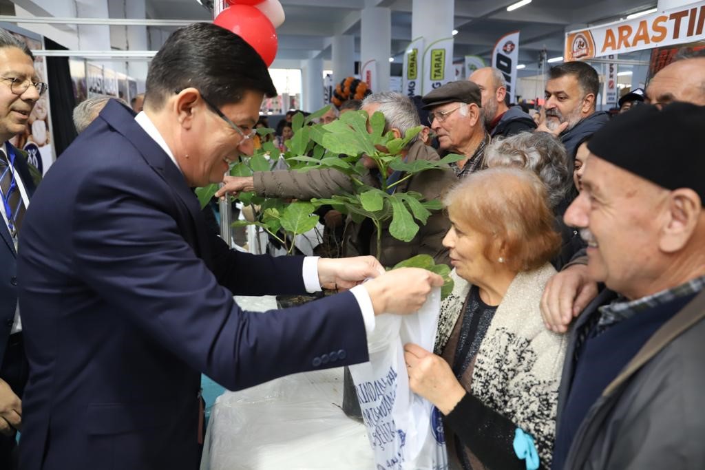 Nazilli Belediyesi’nden üreticilere destek