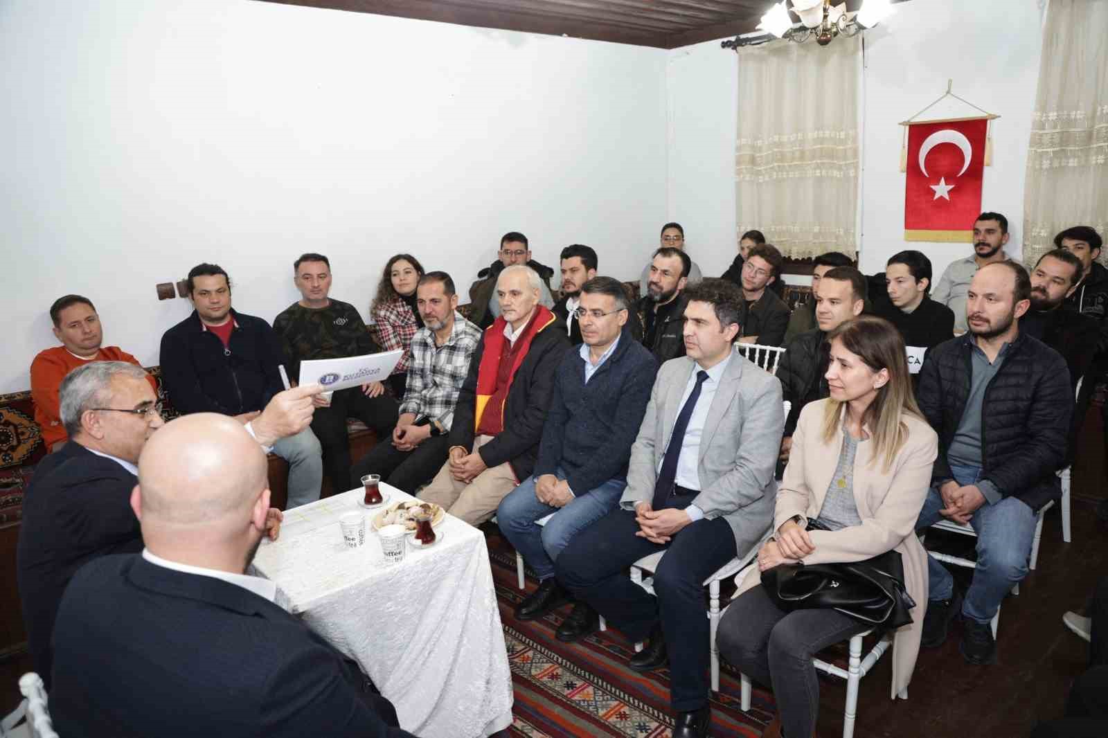 Yeni Rotalar Doğa Yürüyüşleri Kulübü söyleşi programı düzenledi
