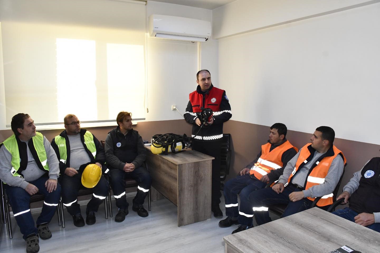 Biga Belediyesi personeline acil durum eğitimi verildi