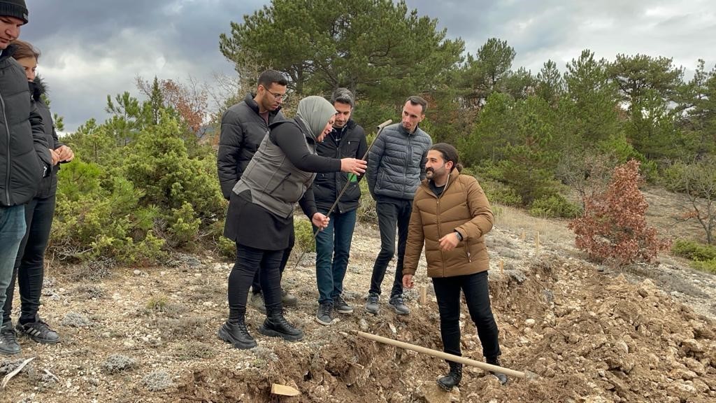 Kütahya’da yeni göreve başlayan orman mühendislerine refiklik eğitimi