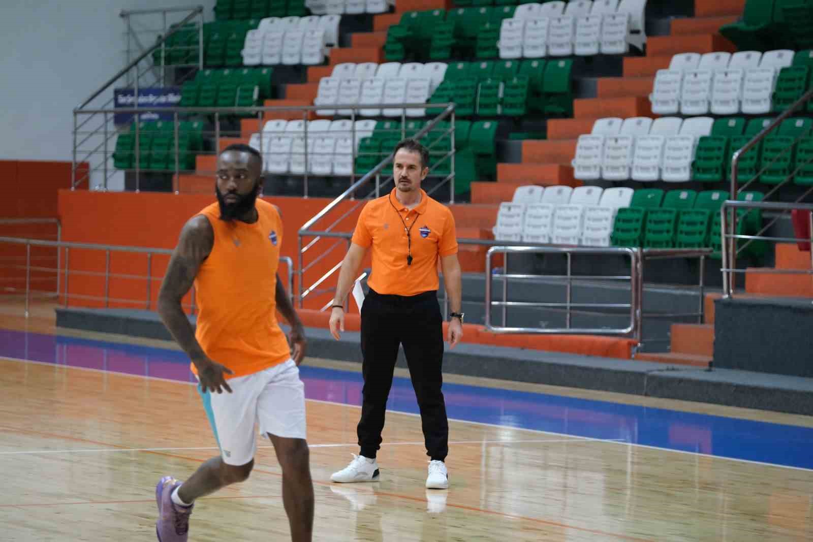 Ahmet Çakı: "Hedefimiz önümüzdeki maçı kazanıp, ligde tutunmak"