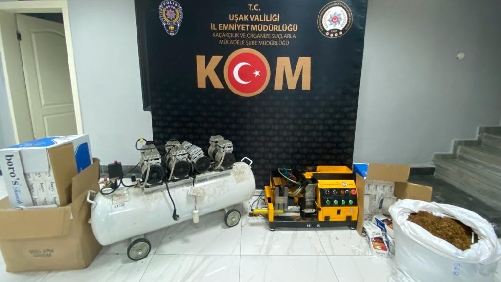 Uşak&rsquo;ta y&uuml;kl&uuml; miktarda ka&ccedil;ak makaron ele ge&ccedil;irildi

