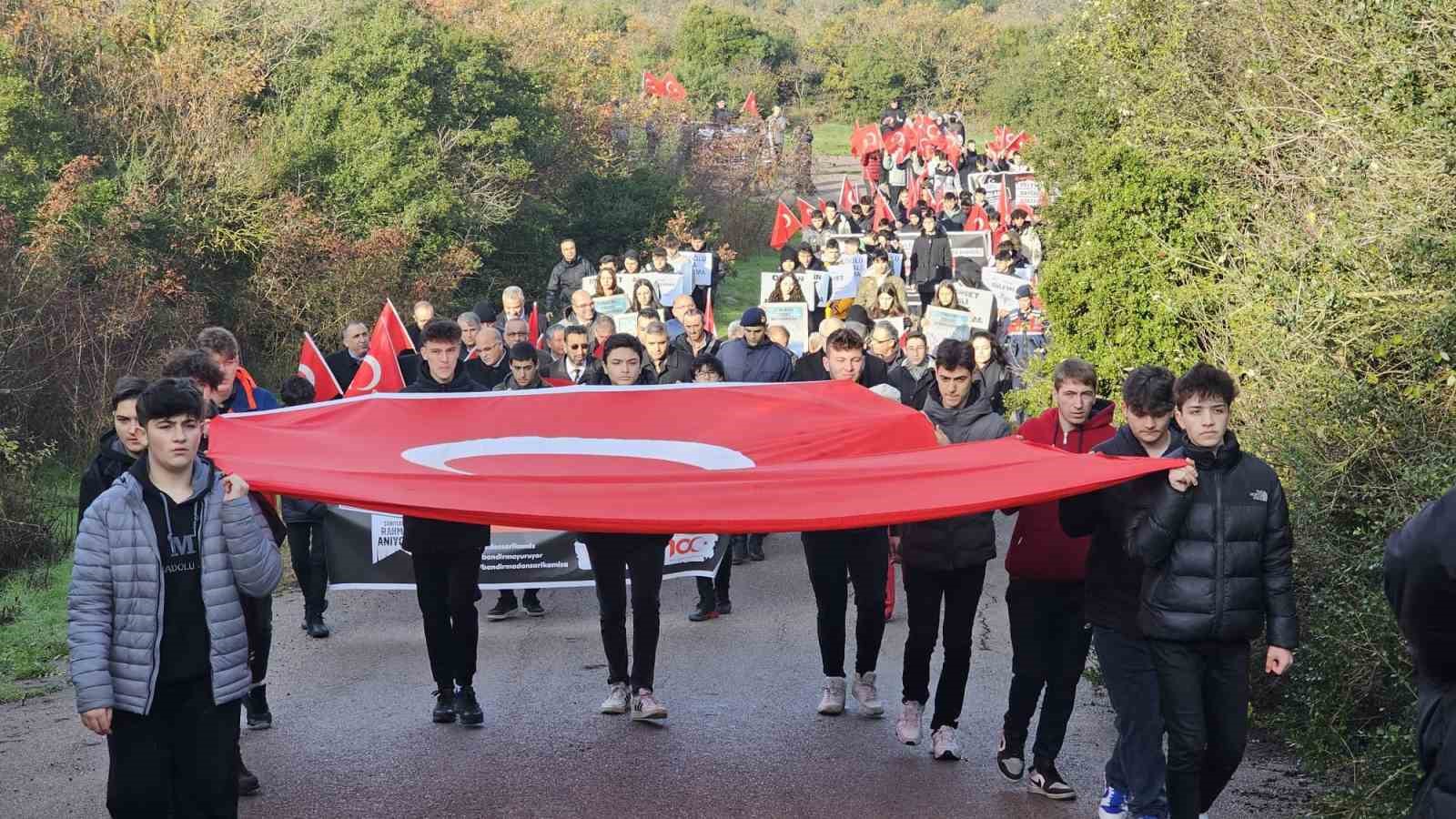 Bandırma’da Sarıkamış şehitleri anısına Ayyıldız Tepe’de yürüyüş
