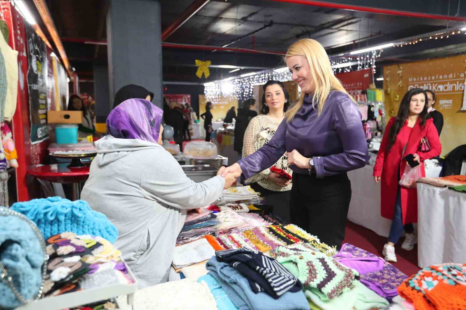 Girişimci kadınların el emeği ürünleri  Merkezefendi’de buluştu
