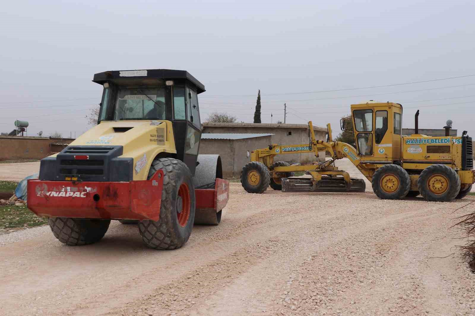 Kırsal mahallelerde üstyapı çalışması devam ediyor
